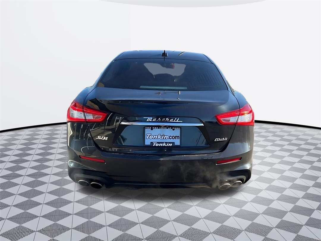 2018 Maserati Ghibli S Q4 GranSport - Image 4