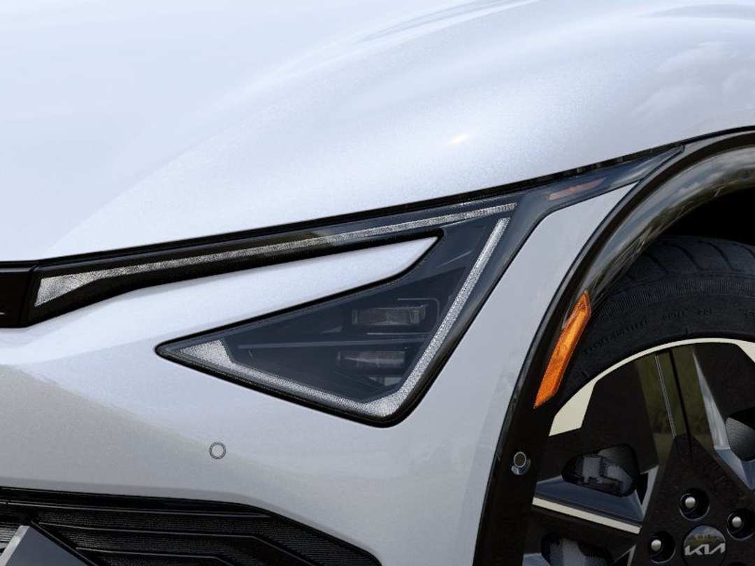 2025 Kia Ev6 Wind - Image 10