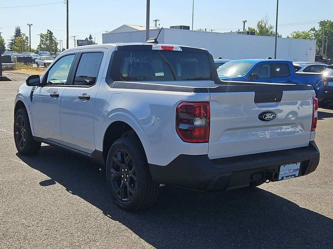 2025 Ford Maverick XLT - Image 3