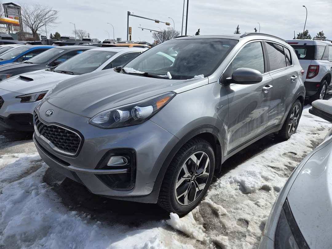 2020 Kia Sportage EX - Image 2