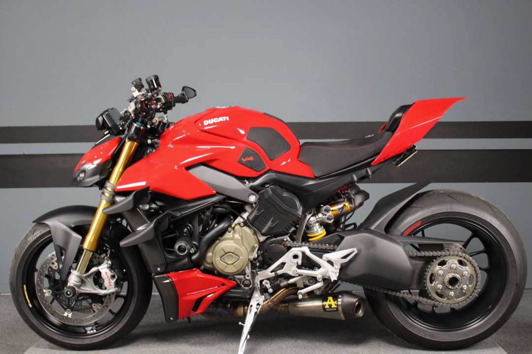 2022 Ducati Streetfighter V4 S - Image 4