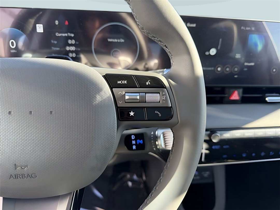 2026 Hyundai Ioniq 5 SEL - Image 17