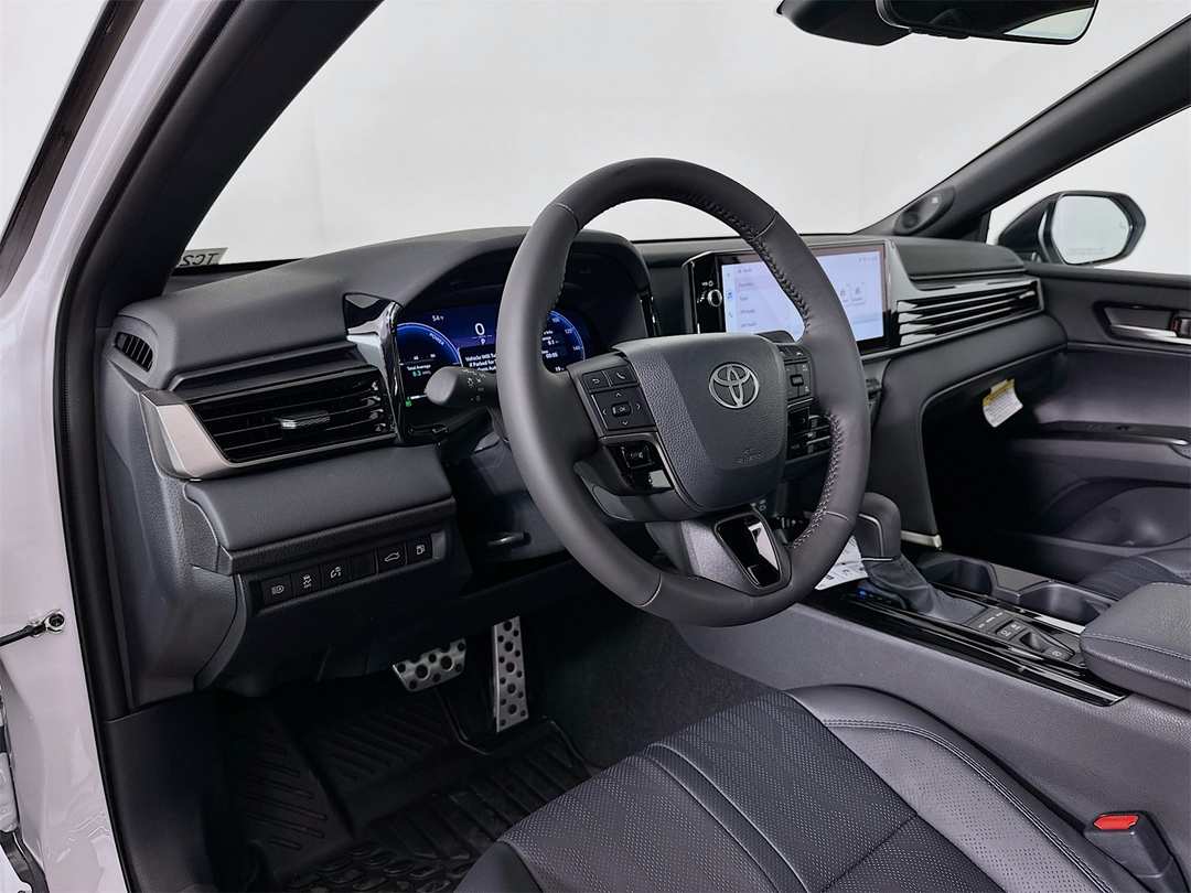 2026 Toyota Camry XSE - Image 9