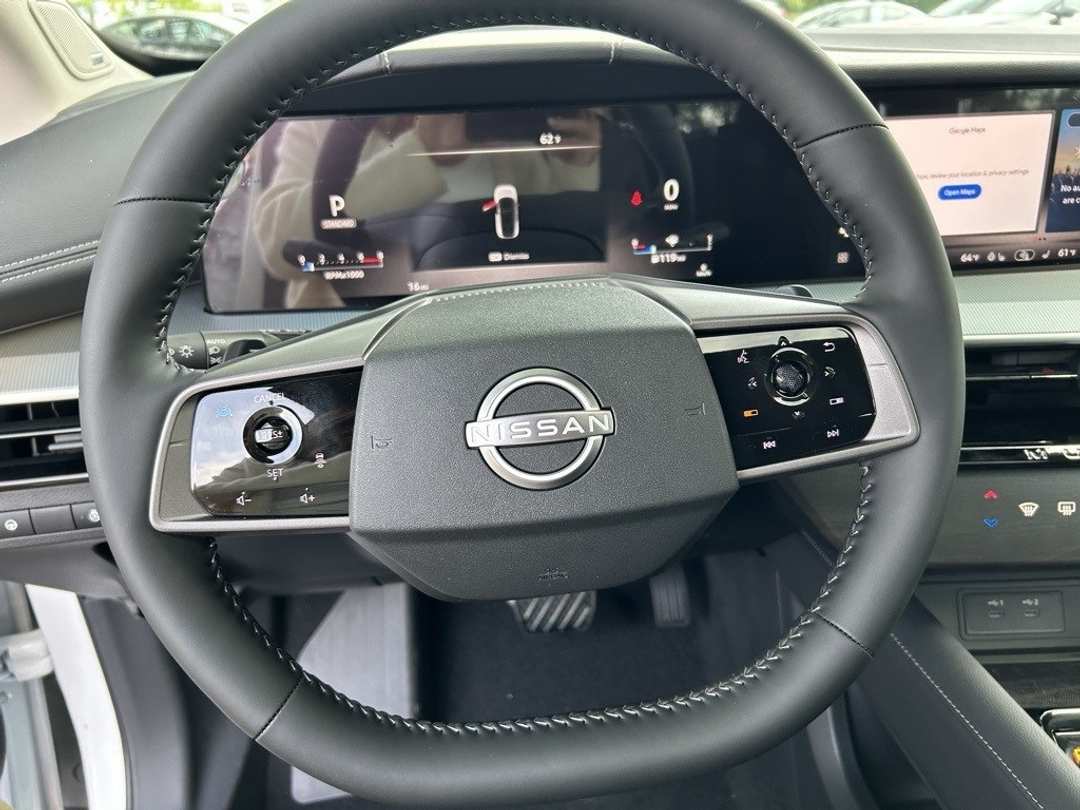 2025 Nissan Murano SL - Image 12