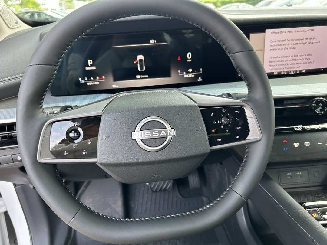 2025 Nissan Murano SL - Image 12