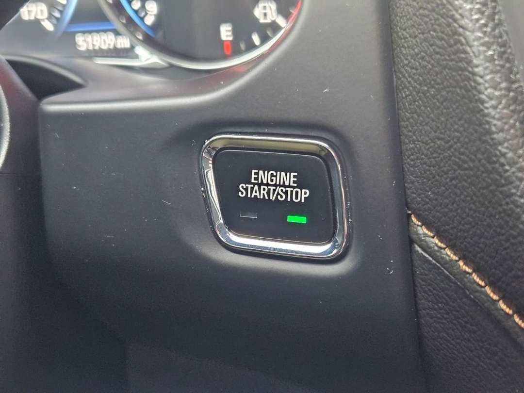 2021 GMC Acadia AT4 - Image 17