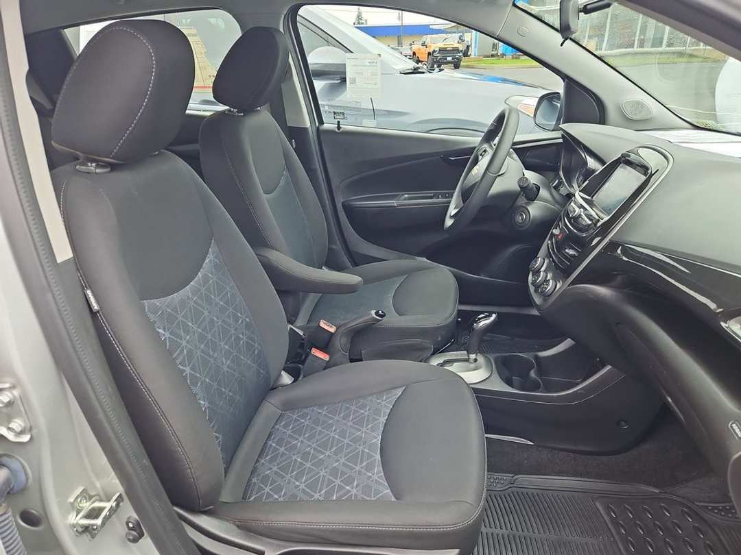 2021 Chevrolet Spark 1LT - Image 28