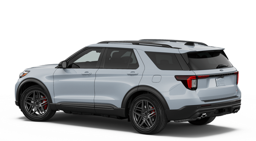 2026 Ford Explorer ST - Image 2