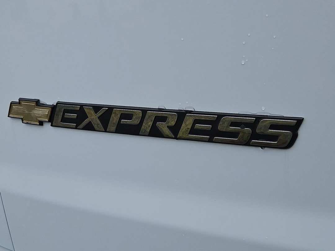 2023 Chevrolet Express 3500 LS - Image 25