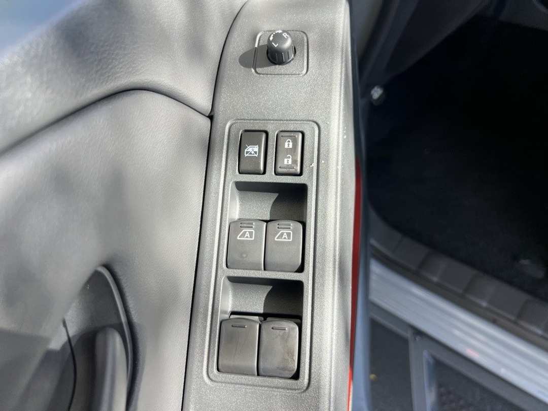 2026 Nissan Frontier PRO4X - Image 11