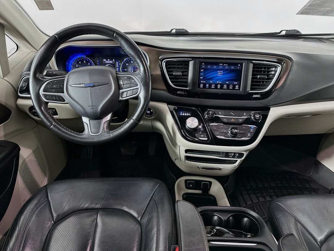 2019 Chrysler Pacifica Touring L - Image 21