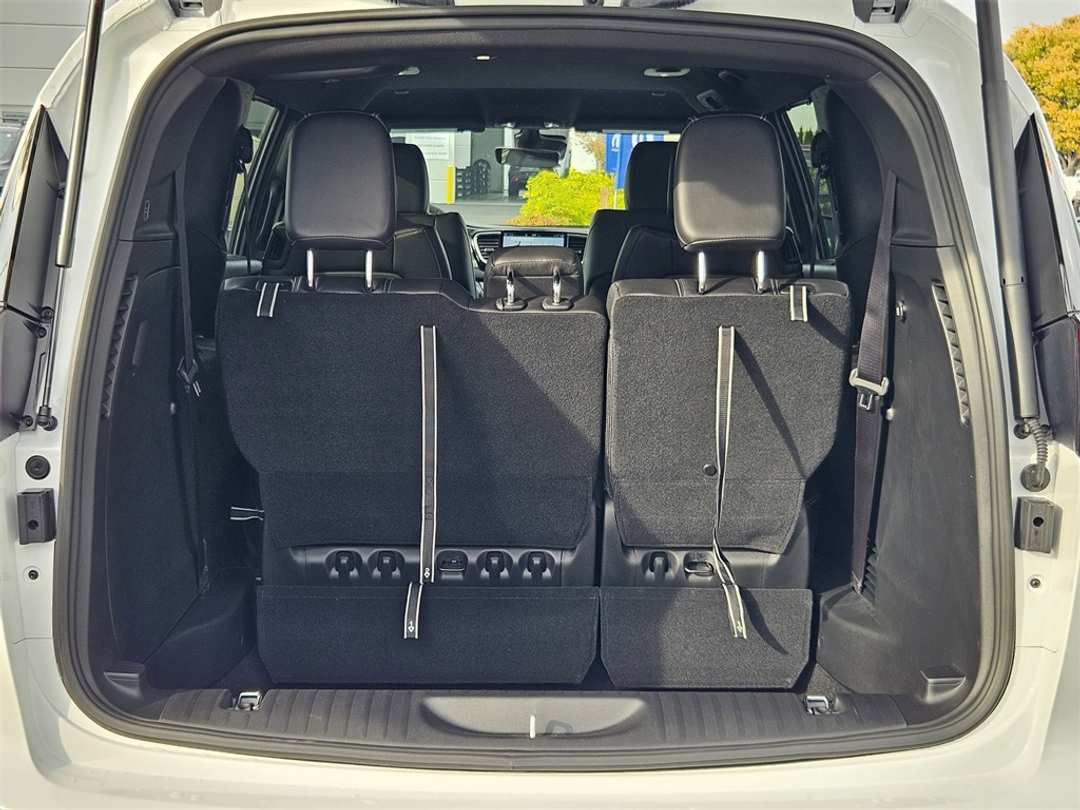 2026 Chrysler Voyager LX - Image 30