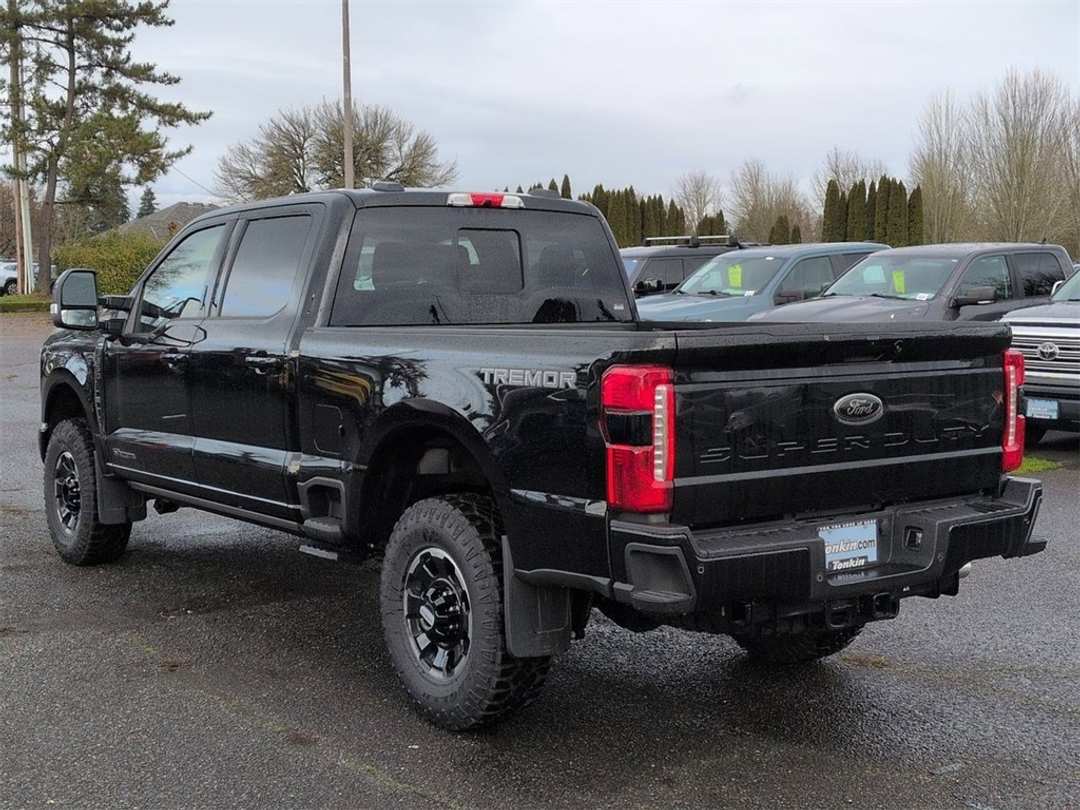 2026 Ford F-350Sd Lariat - Image 3