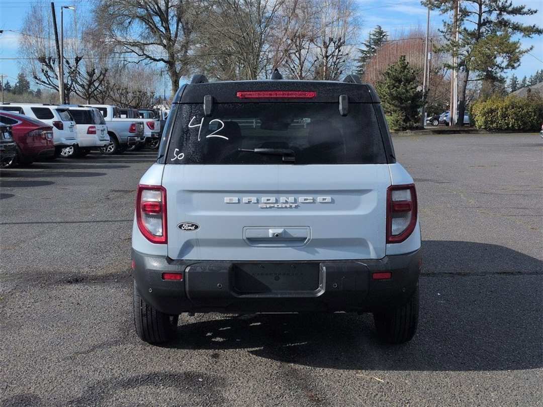 2026 Ford Bronco Sport Outer Banks - Image 4