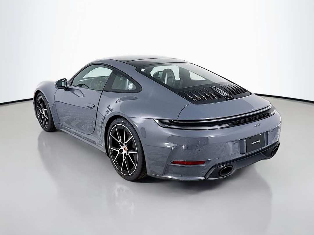 2026 Porsche 911 - Image 3