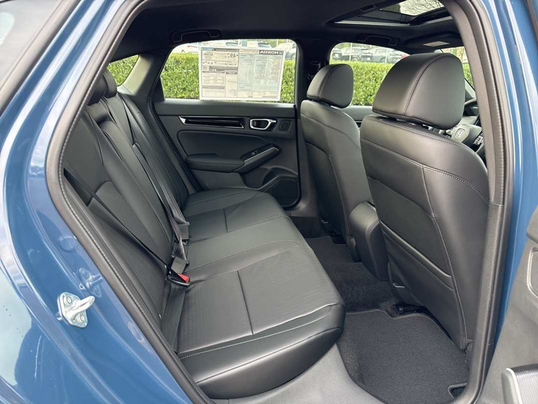 2026 Honda Civic Sport Touring - Image 16