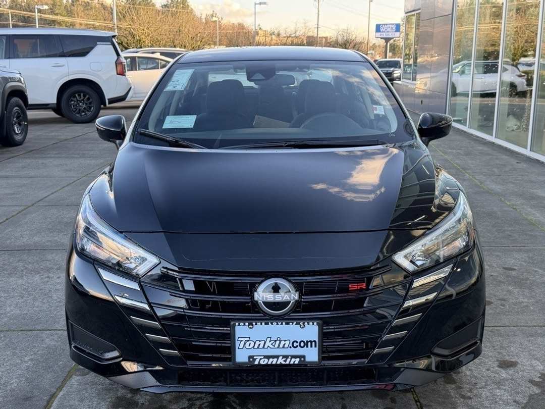 2025 Nissan Versa 1.6 SR - Image 3