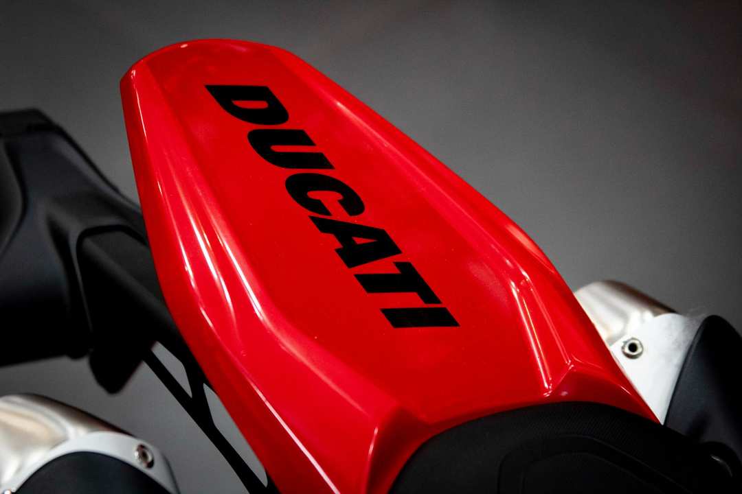 2024 Ducati Hypermotard 698 Mono - Image 2
