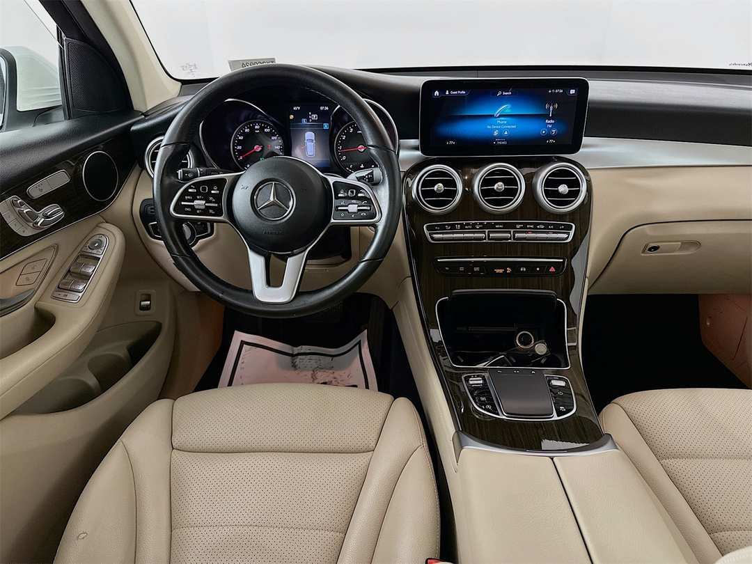2020 Mercedes-Benz GLC GLC 300 - Image 19