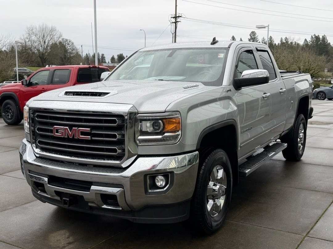 2018 GMC Sierra 2500Hd SLT - Image 3
