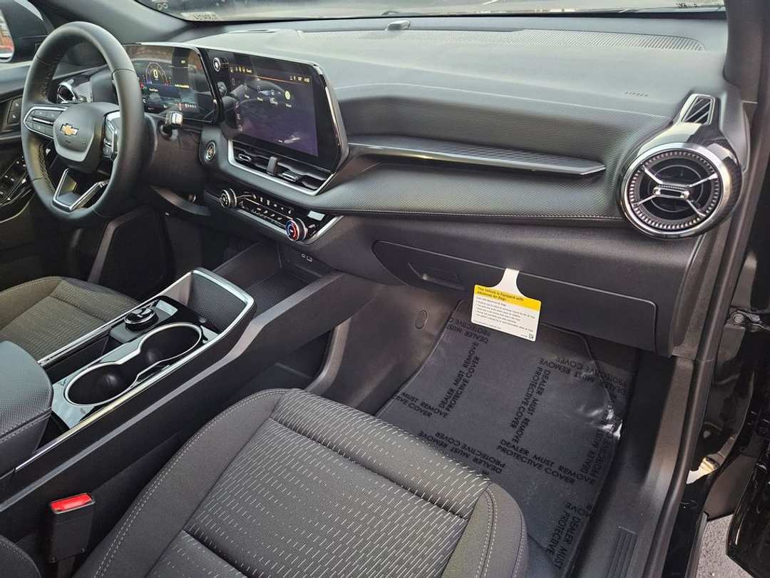 2026 Chevrolet Equinox LT - Image 35