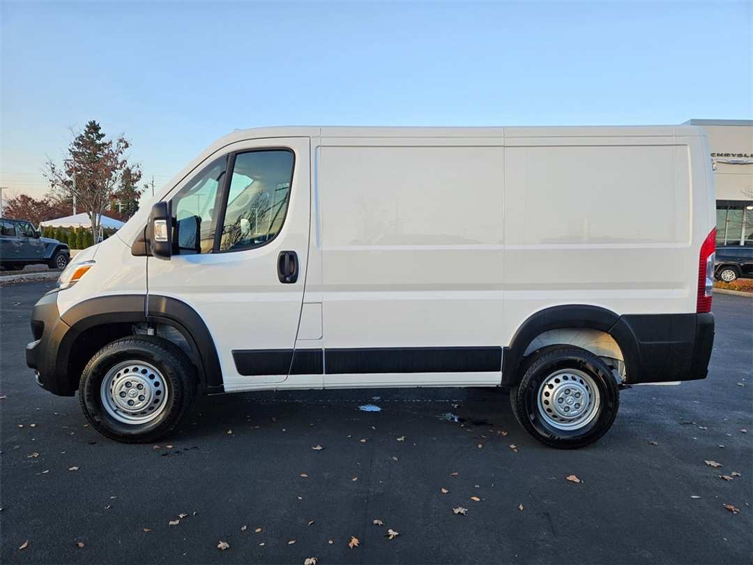 2026 Ram Promaster 1500 Low Roof - Image 3