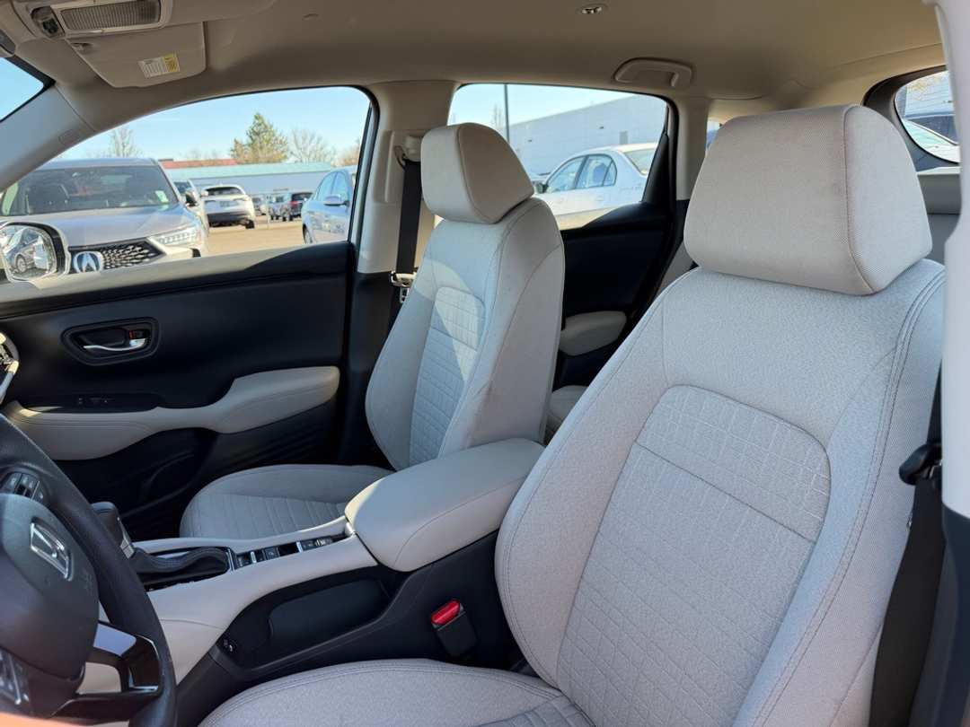 2025 Honda HR-V LX - Image 15