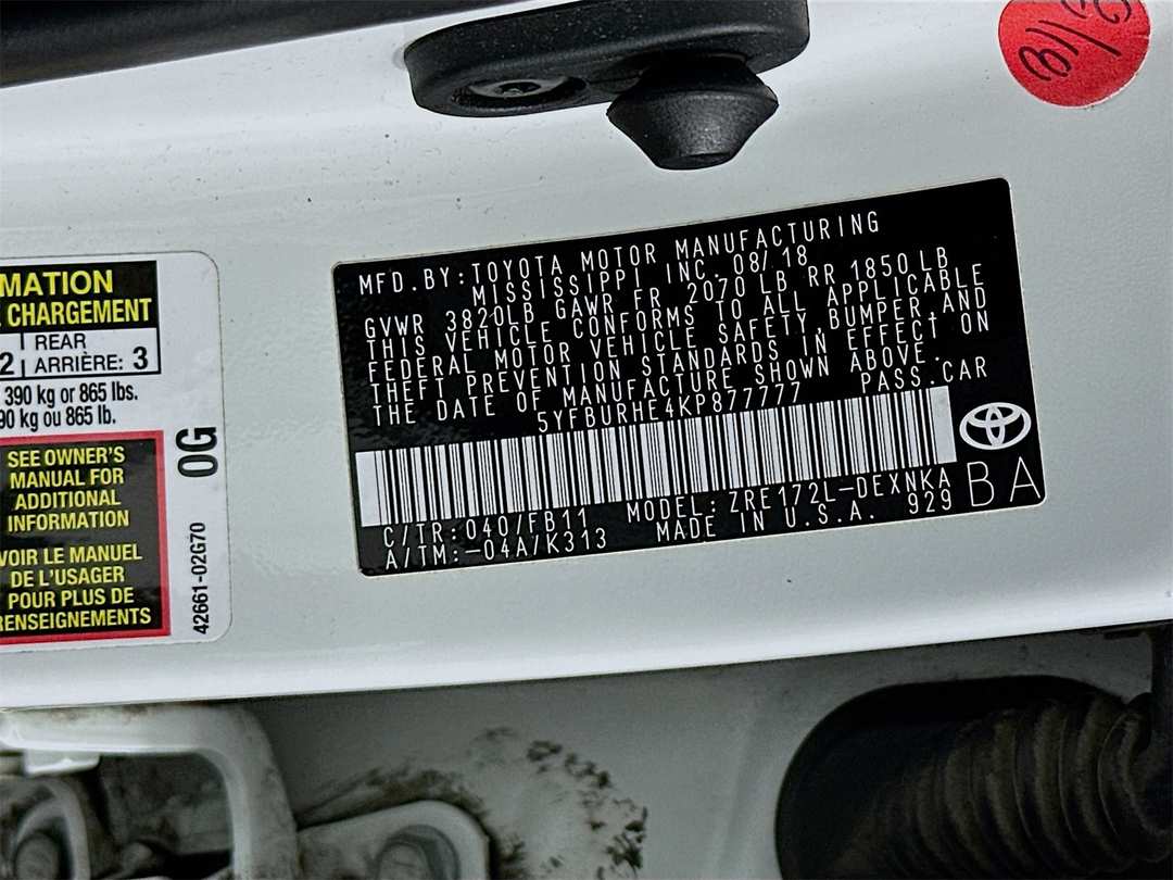 2019 Toyota Corolla LE - Image 29