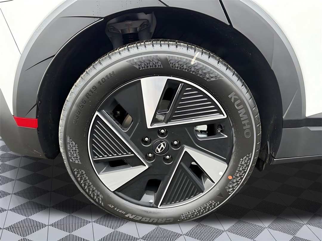 2026 Hyundai Ioniq 5 SEL - Image 9