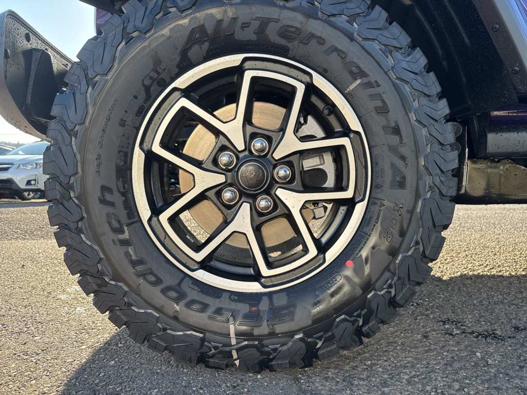 2026 Jeep Wrangler Rubicon - Image 9