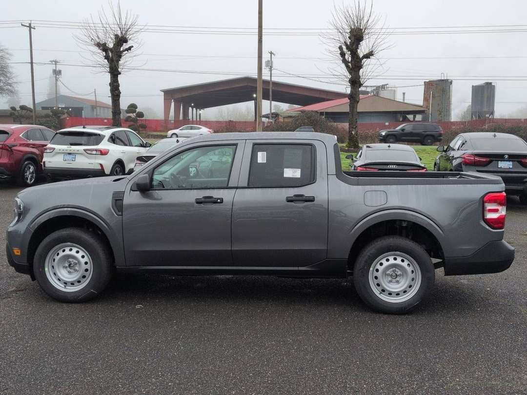 2026 Ford Maverick XL - Image 2