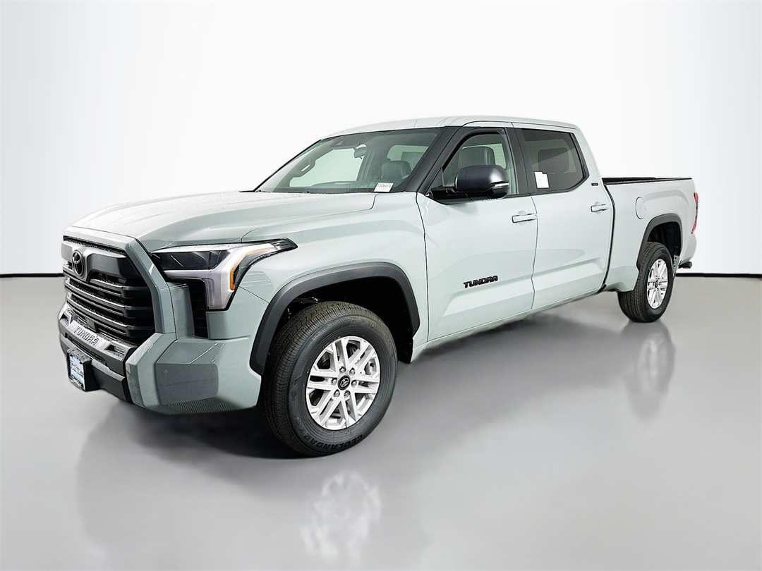 2026 Toyota Tundra SR5 - Image 3