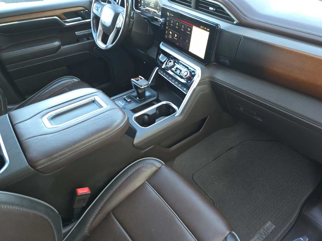 2022 GMC Sierra 1500 Denali - Image 14