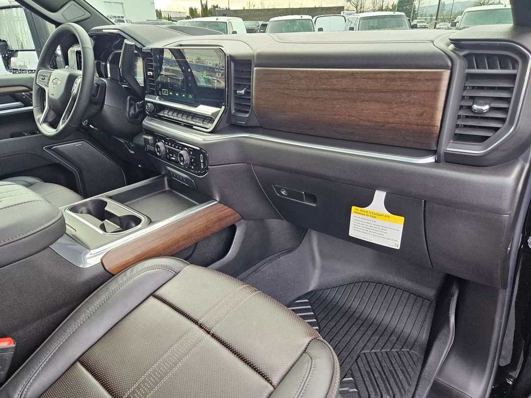 2026 Chevrolet Silverado 3500Hd High Country - Image 46