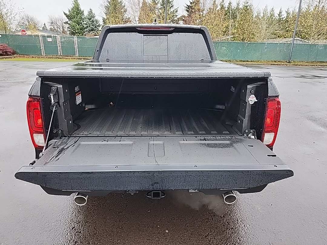 2026 Honda Ridgeline Black Edition - Image 25