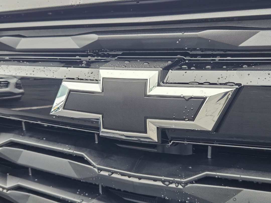 2026 Chevrolet Colorado Z71 - Image 36