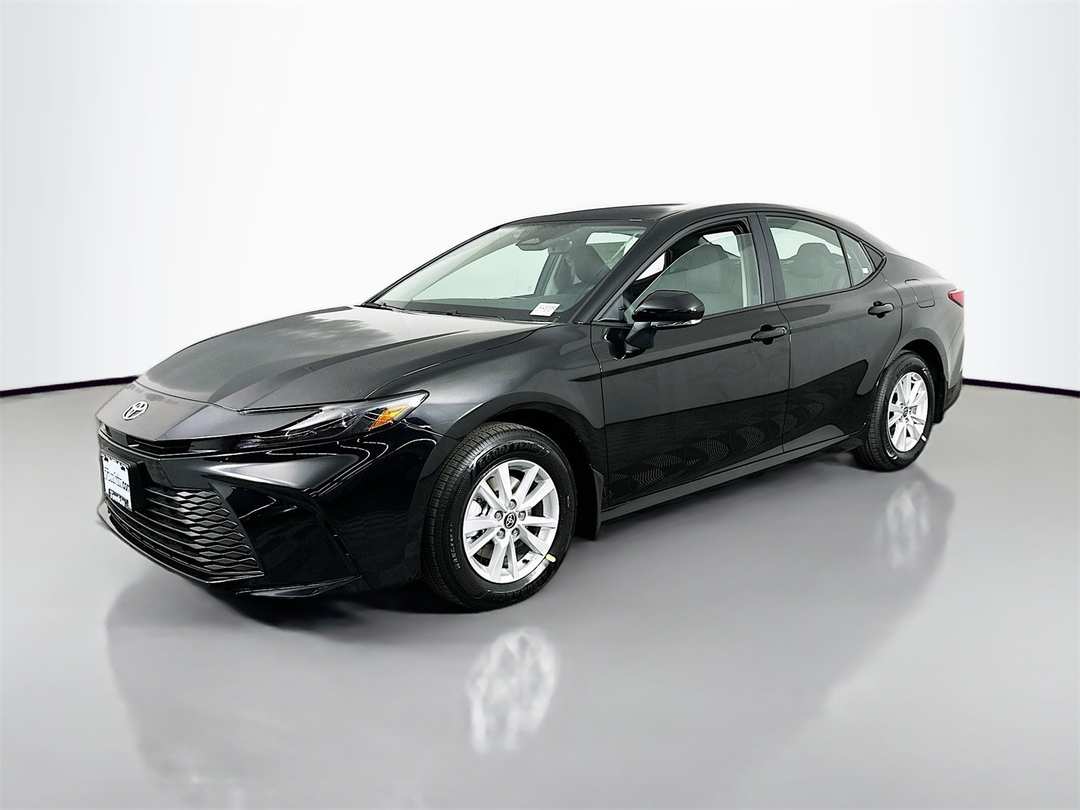 2026 Toyota Camry XSE - Image 3