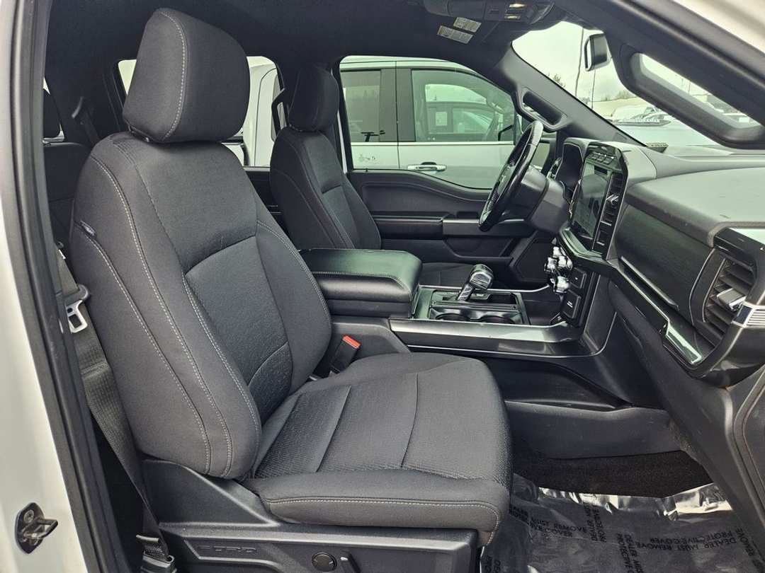 2022 Ford F-150 XLT - Image 36