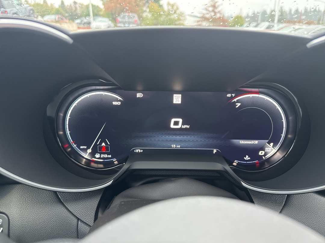 2026 Alfa Romeo Giulia Base - Image 18