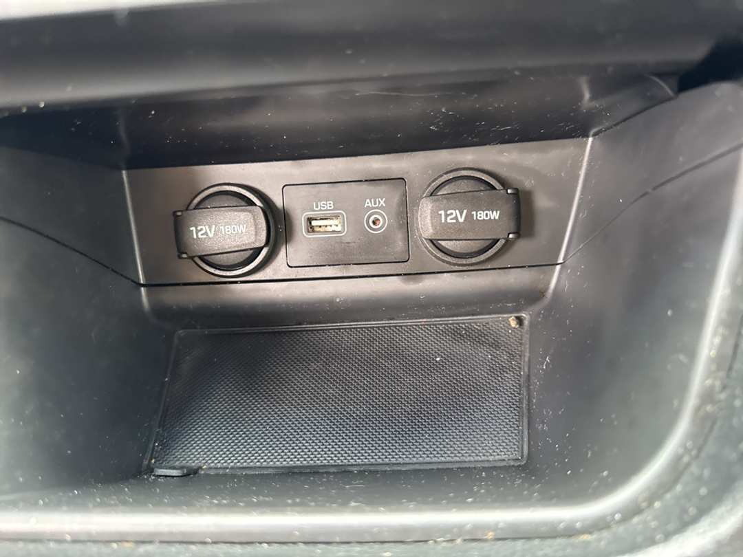 2016 Hyundai Sonata Limited - Image 27