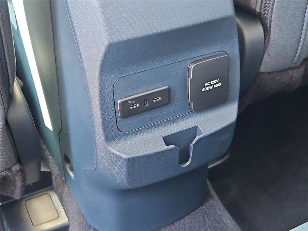 2025 Ford Maverick XLT - Image 25