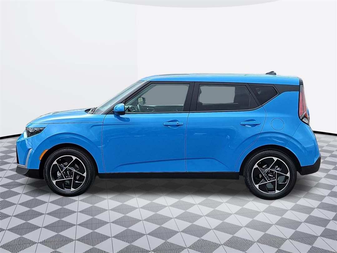 2025 Kia Soul EX - Image 3