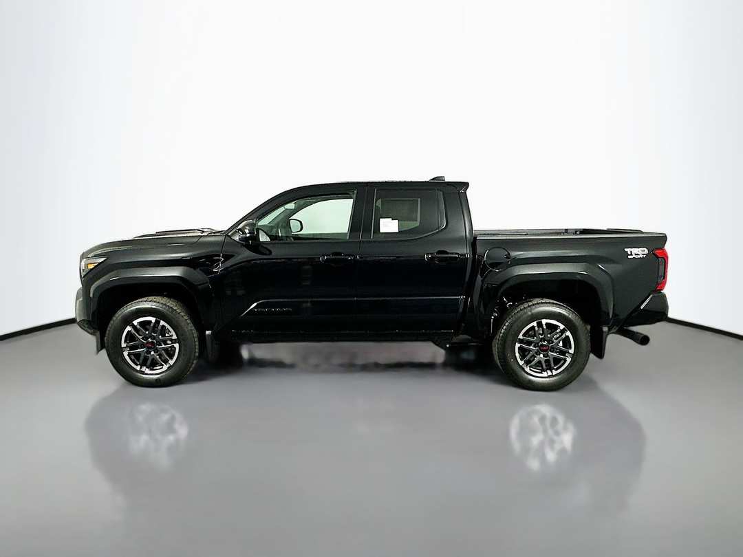 2026 Toyota Tacoma TRD Sport - Image 4