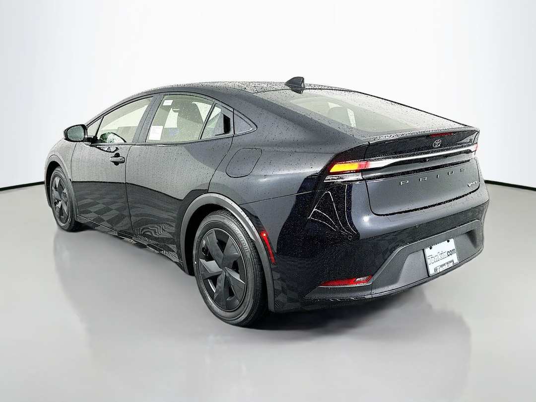 2026 Toyota Prius SE - Image 5