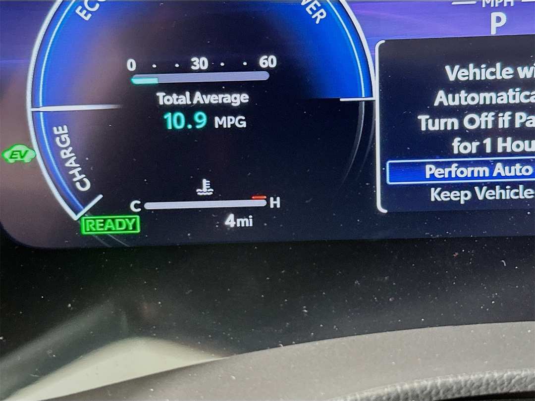 2026 Toyota Highlander Platinum - Image 12