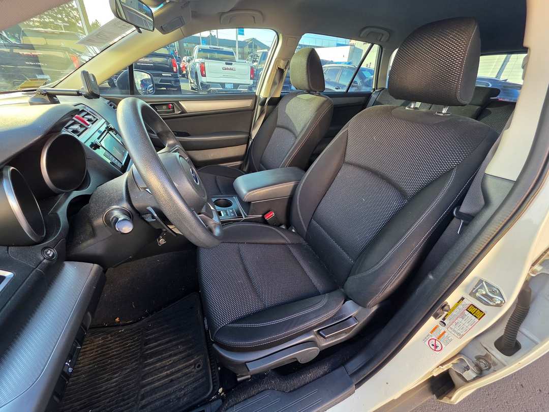 2019 Subaru Outback 2.5i - Image 11