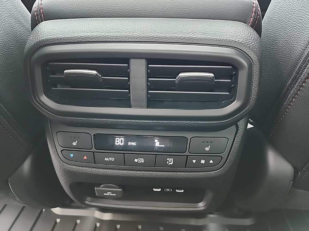 2026 Honda Ridgeline Black Edition - Image 23