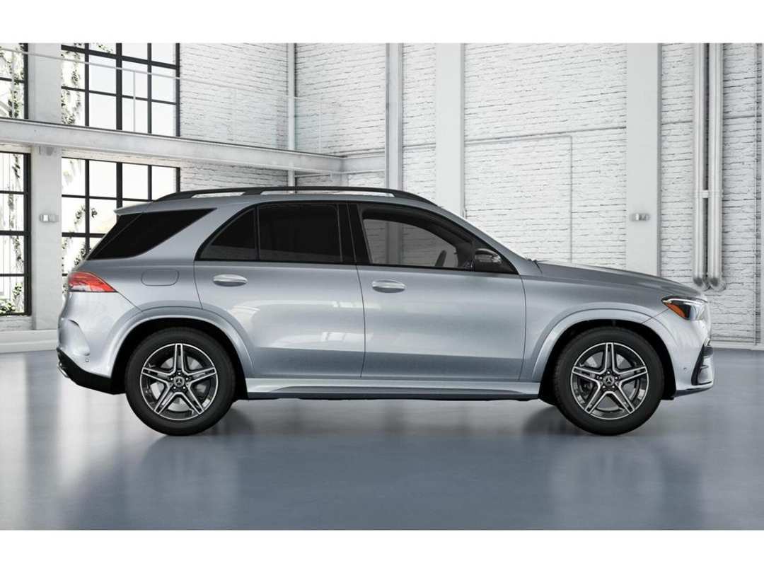 2026 Mercedes-Benz GLE 450 - Image 2