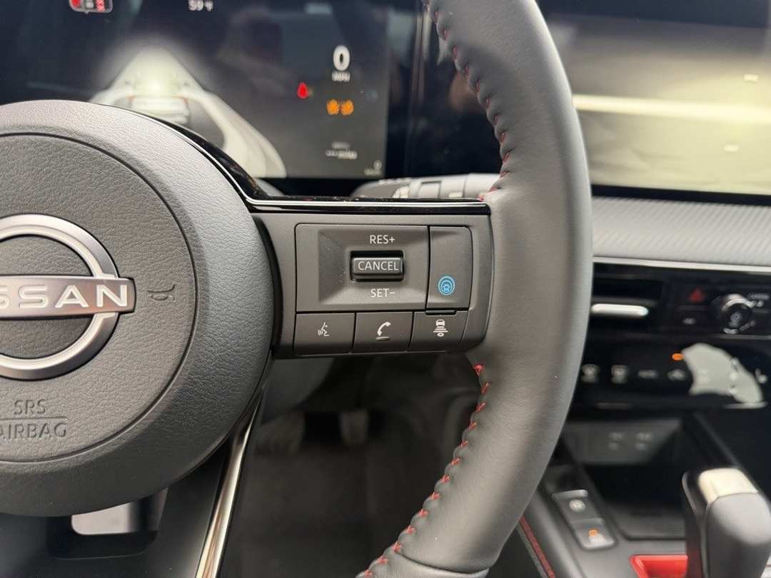 2026 Nissan Kicks SR - Image 17
