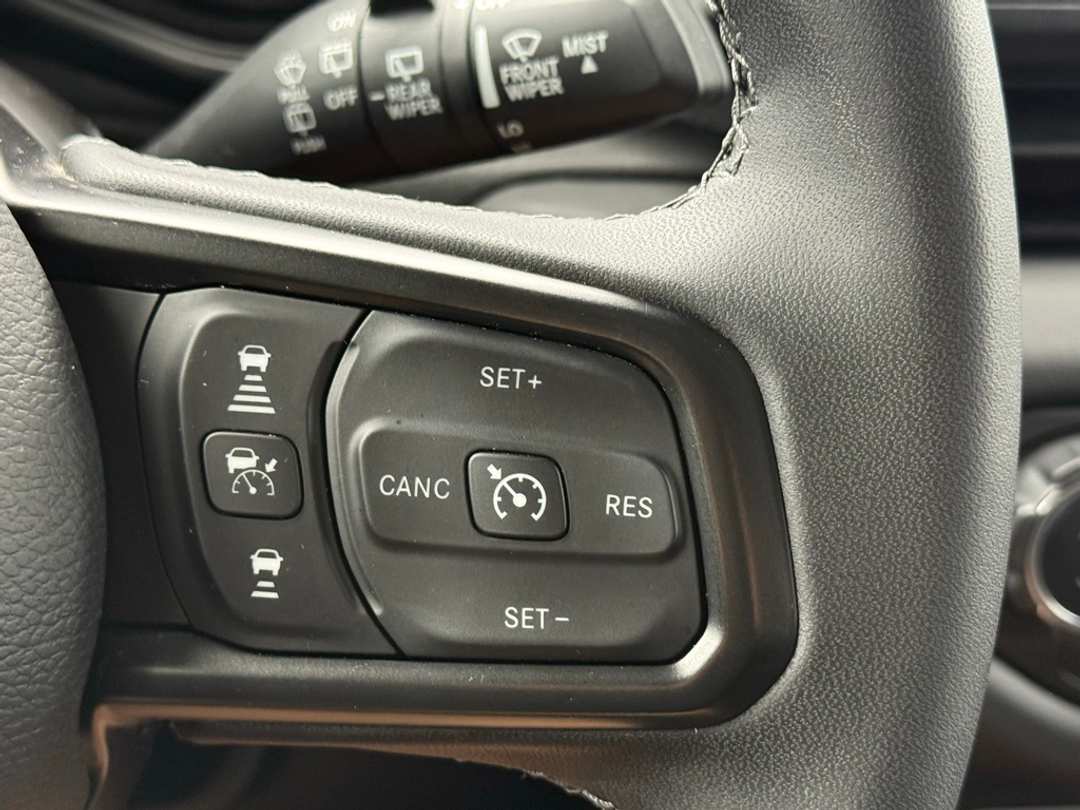 2025 Jeep Wrangler Rubicon - Image 30